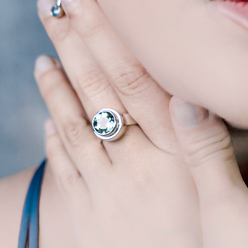 exclusive-aquamarine-silver-ring