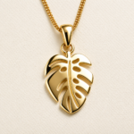 Monstera Essence Pendant – 14K Gold